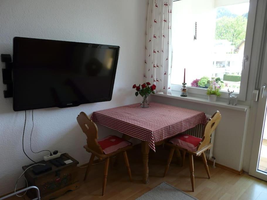 Kleine Feine Wohnung In Toplage 블루덴츠 외부 사진